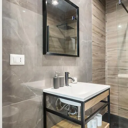 Raffinato Apt Vicino A Piazza Garibaldi X5 * Parma