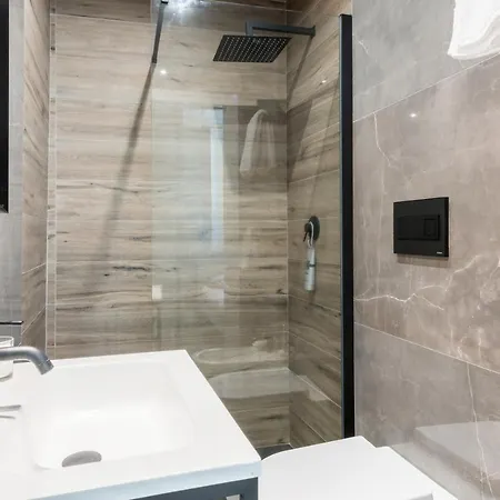 Raffinato Apt Vicino A Piazza Garibaldi X5 * Parma